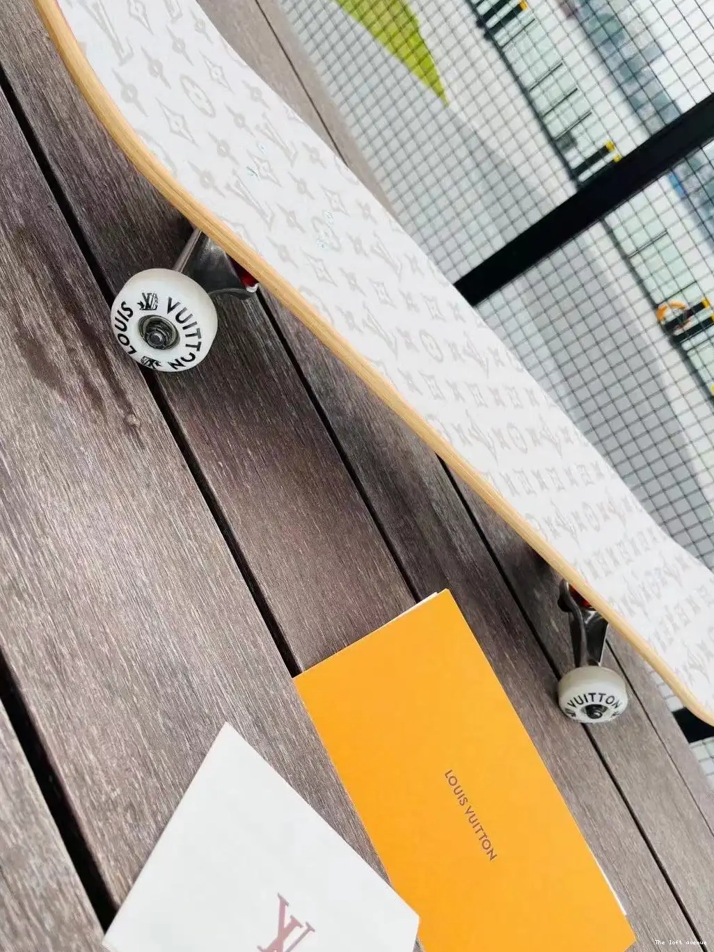 SKATEBOARD CUSTOM LV 0501